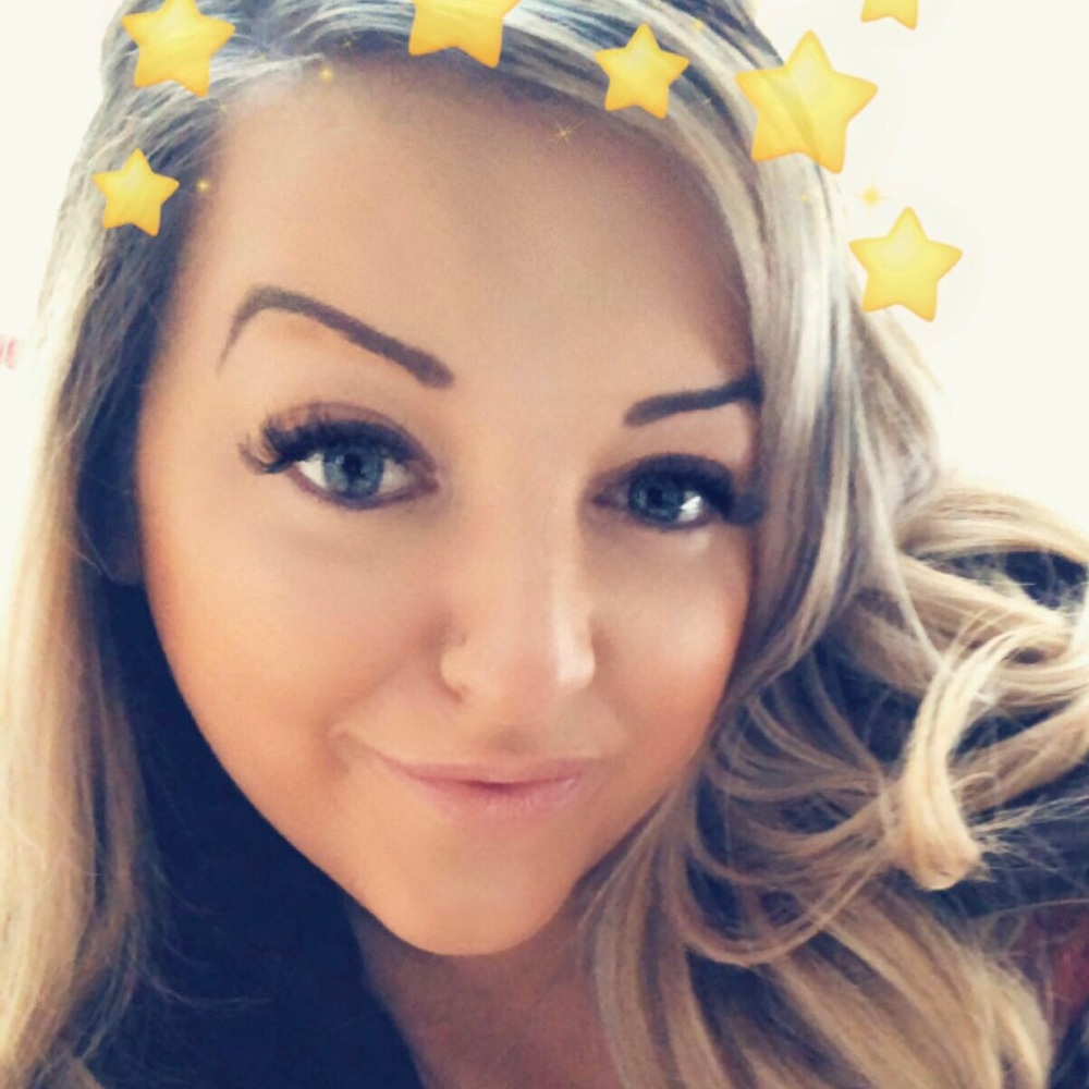 Meet your Posher, Amber